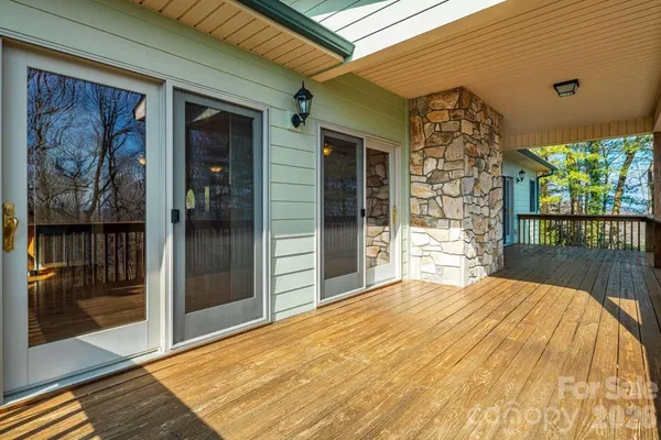 $600,000 | 20 Stony Crest Drive, Spruce Pine, NC 28777