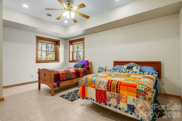 $600,000 | 20 Stony Crest Drive, Spruce Pine, NC 28777