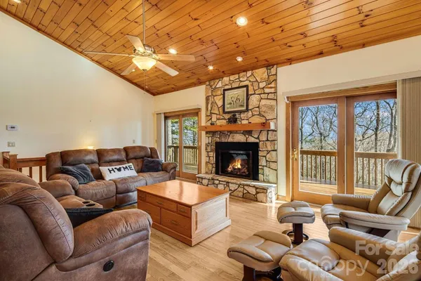 $600,000 | 20 Stony Crest Drive, Spruce Pine, NC 28777