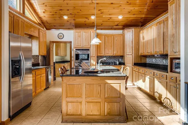 $600,000 | 20 Stony Crest Drive, Spruce Pine, NC 28777