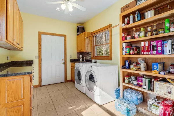 $600,000 | 20 Stony Crest Drive, Spruce Pine, NC 28777