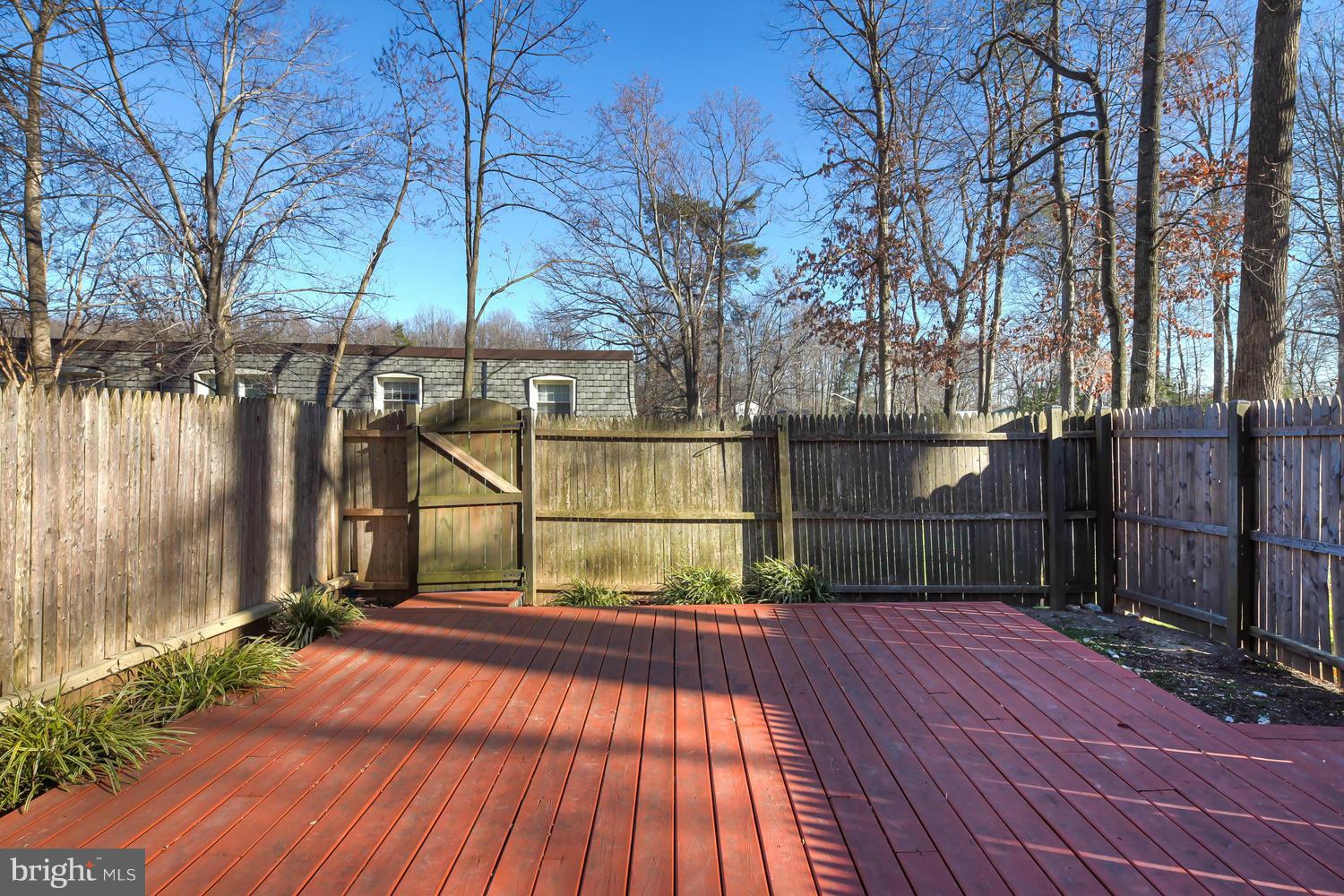 5939 Bayshire Road, Unit 121 Springfield, VA 22152 - Photo 27 of 30 Exterior (Rear)