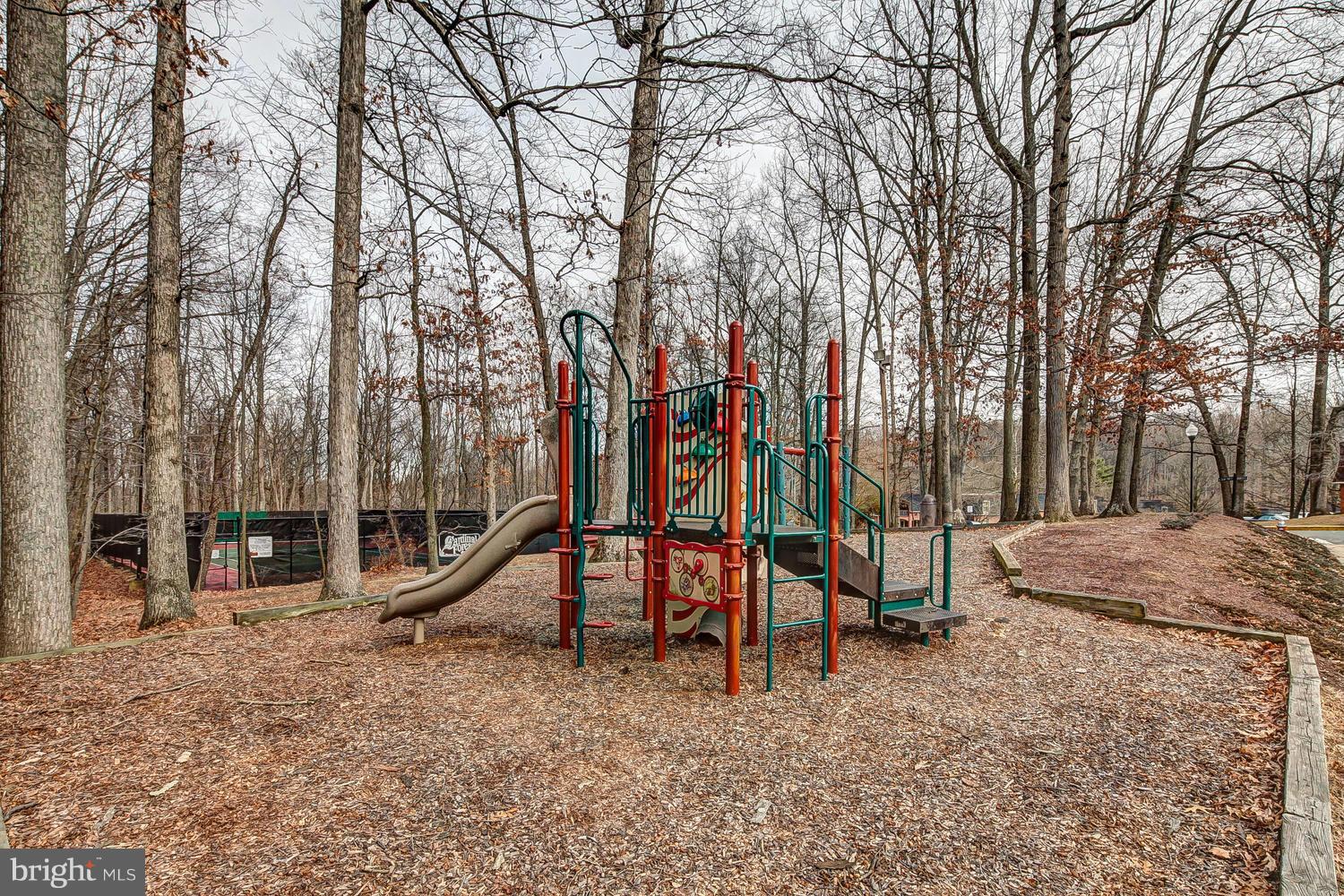 5939 Bayshire Road, Unit 121 Springfield, VA 22152 - Photo 30 of 30 Community