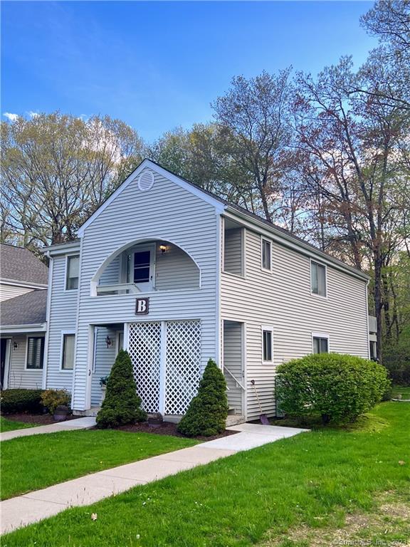 35 Nutmeg Road, Unit B2 Middlebury, CT 06762 - Photo 1 of 1
