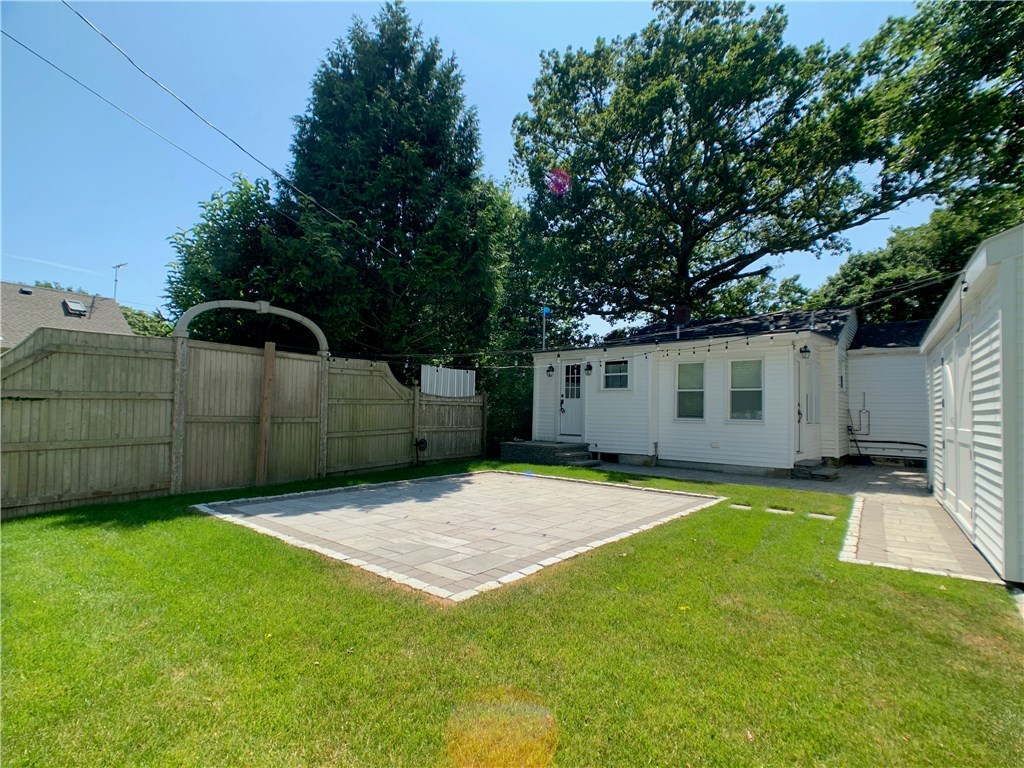 18 Sylvan Street Newport, RI 02840 - Photo 28 of 29