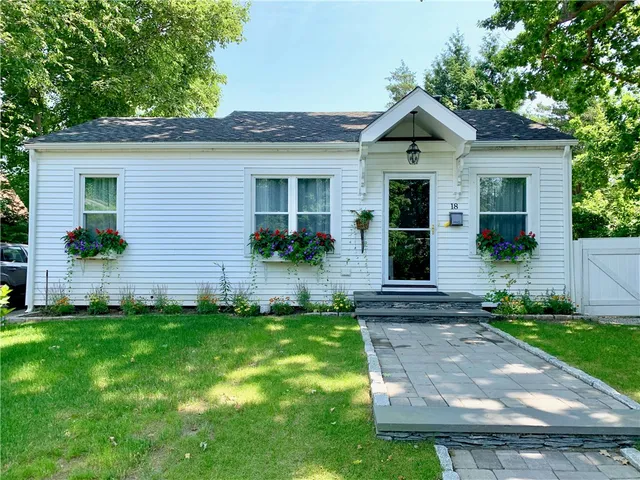 $2,800 | 18 Sylvan Street, Newport, RI 02840
