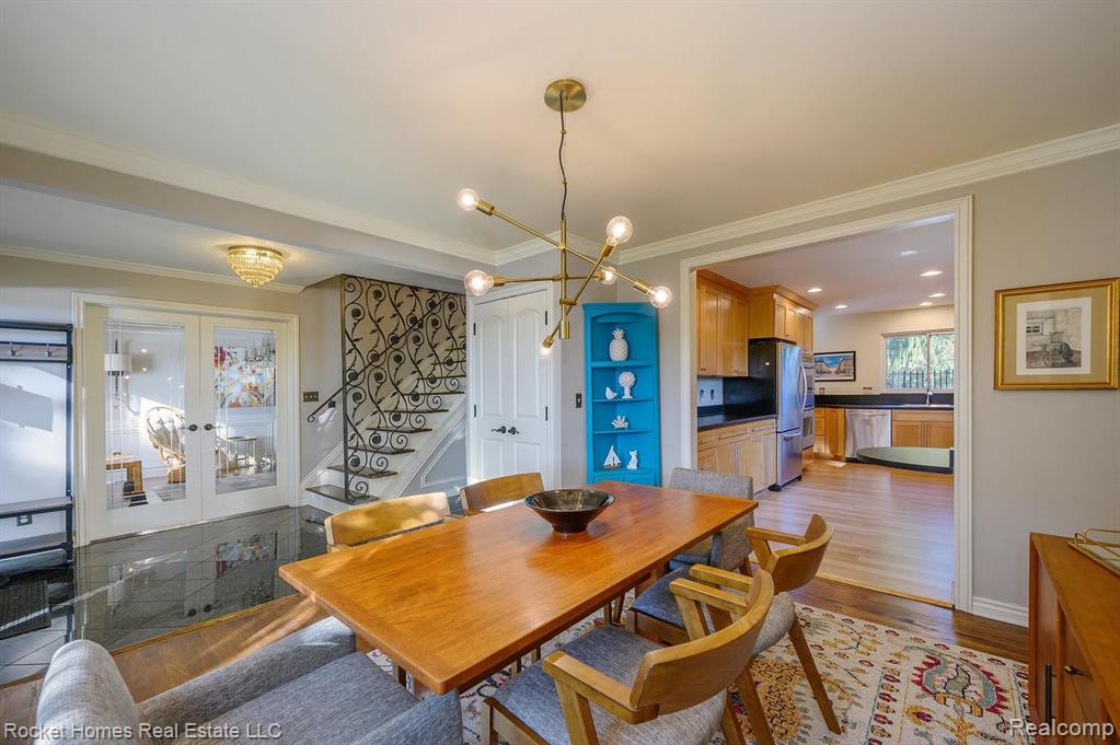 2 Cambridge Boulevard Pleasant Ridge, MI 48069 - Photo 6 of 50