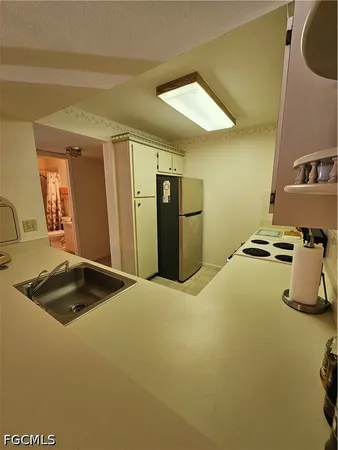 $1,300 | 14831 Summerlin Woods Drive, Unit 4, Fort Myers, FL 33919