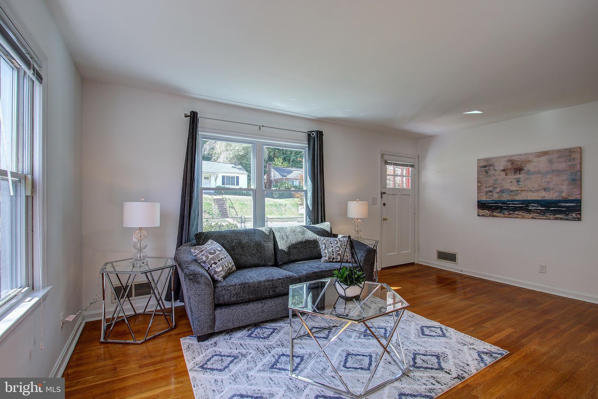 11807 College View Drive Silver Spring, MD 20902 - Photo 2 of 28