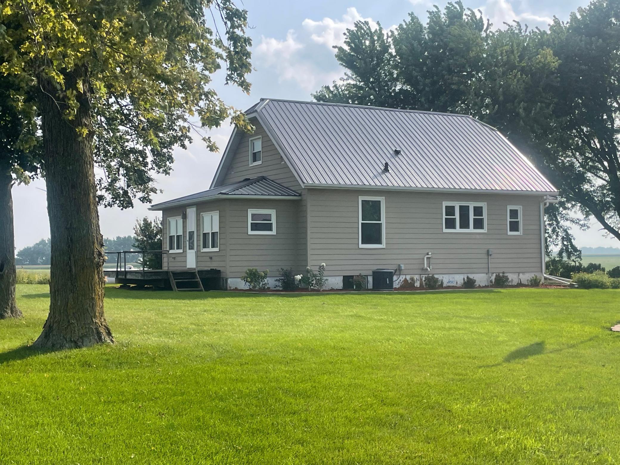 18267 Knauf Avenue Reading, MN 56165 - Photo 1 of 35