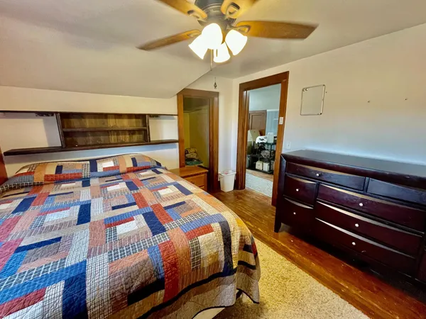 $279,500 | 18267 Knauf Avenue, Reading, MN 56165