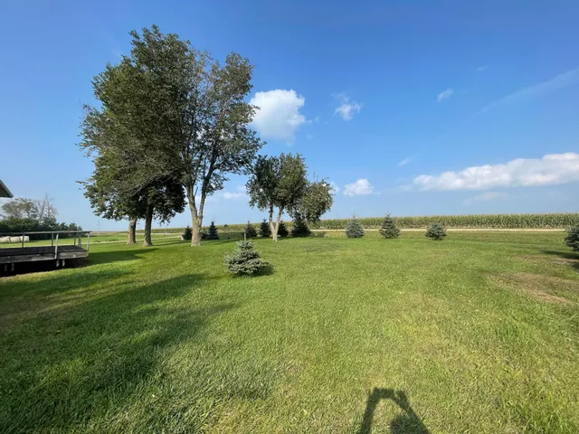 $289,500 | 18267 Knauf Avenue, Reading, MN 56165