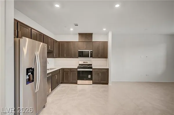 $2,320 | 634 Bellus Place, Henderson, NV 89015