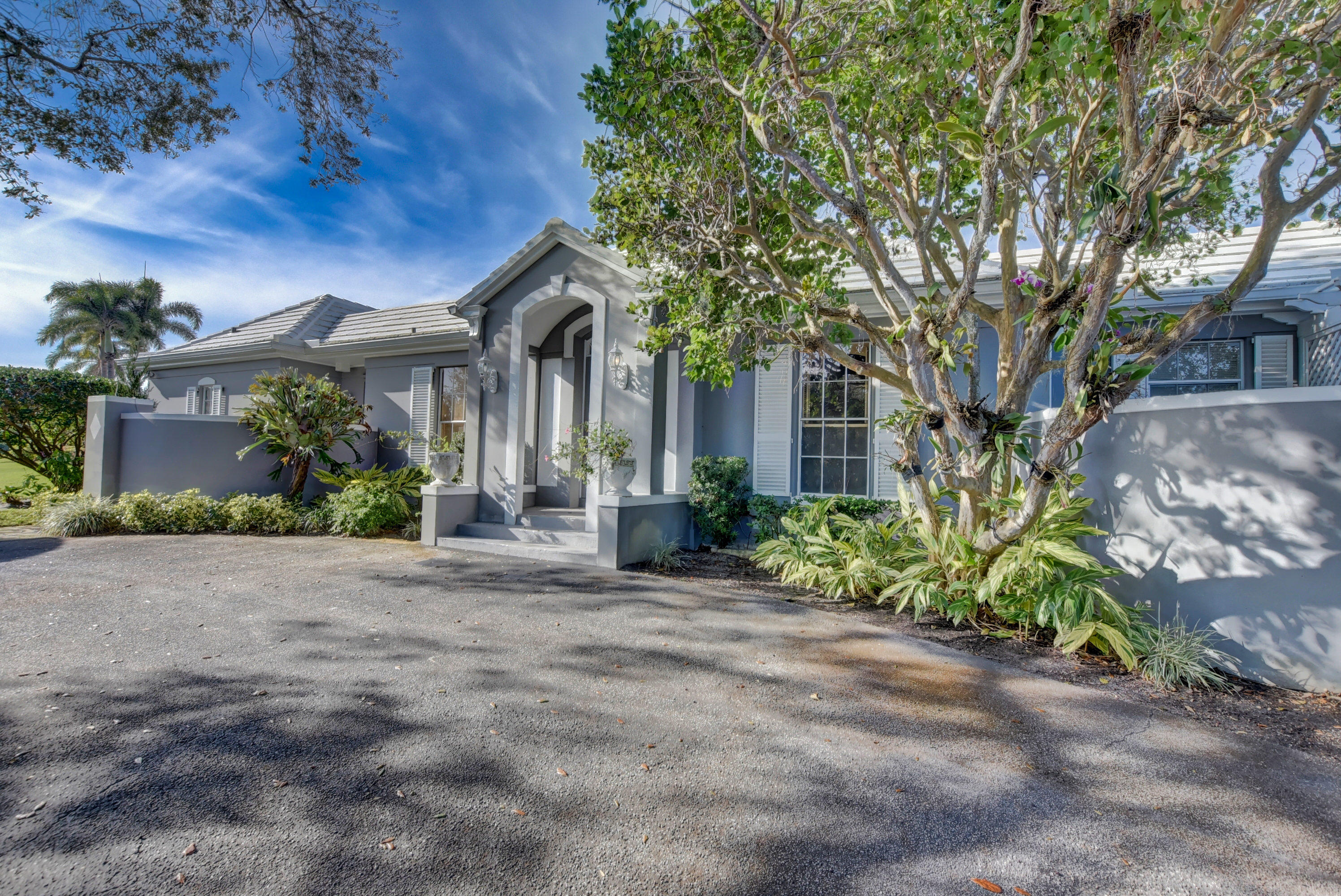 13 Country Road South Boynton Beach, FL 33436 - Photo 1 of 6 Front Elevation