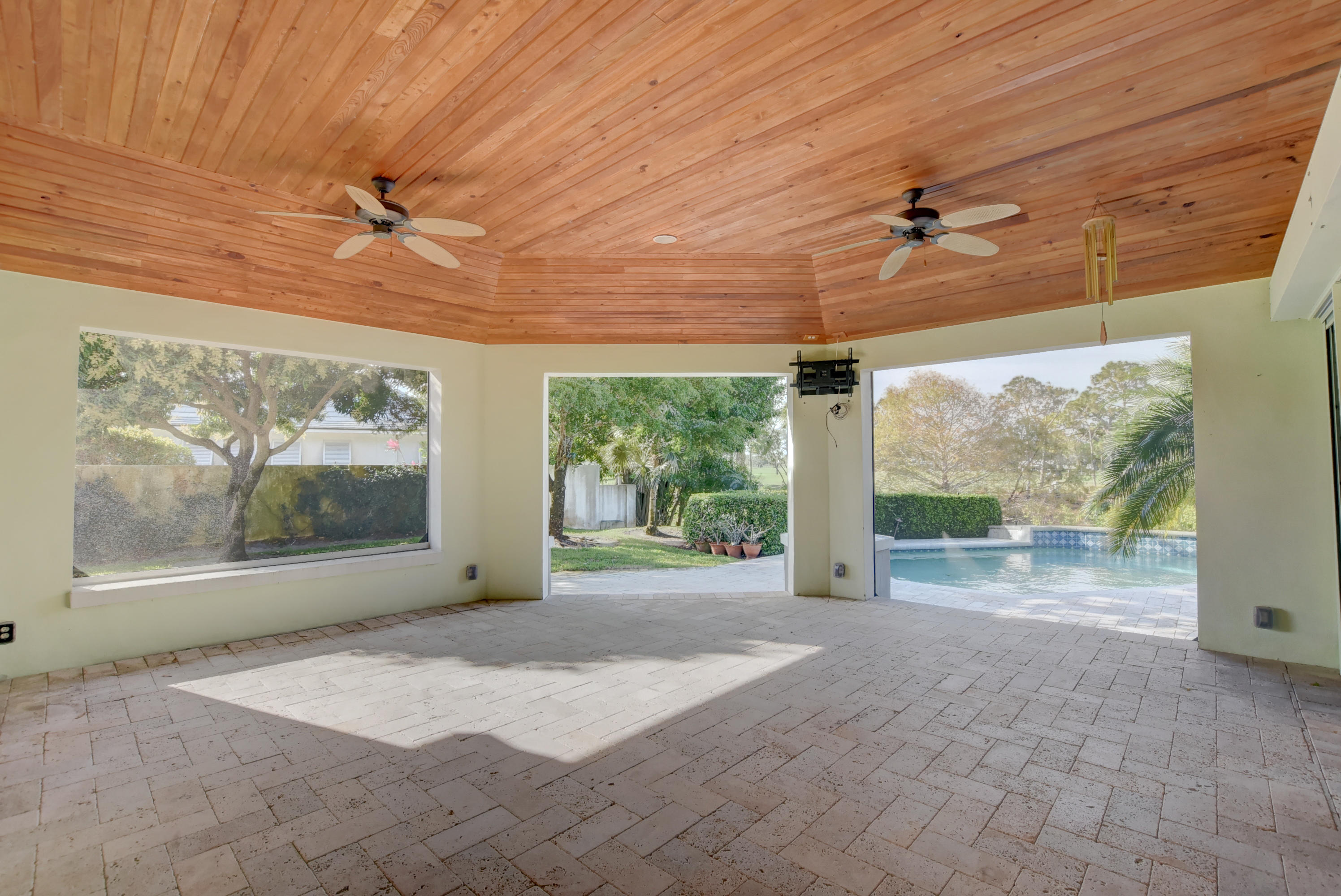 13 Country Road South Boynton Beach, FL 33436 - Photo 6 of 6 Screened Porch