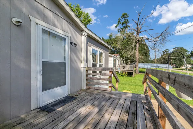 $165,000 | 9529 Cypress Drive, Willis, TX 77318