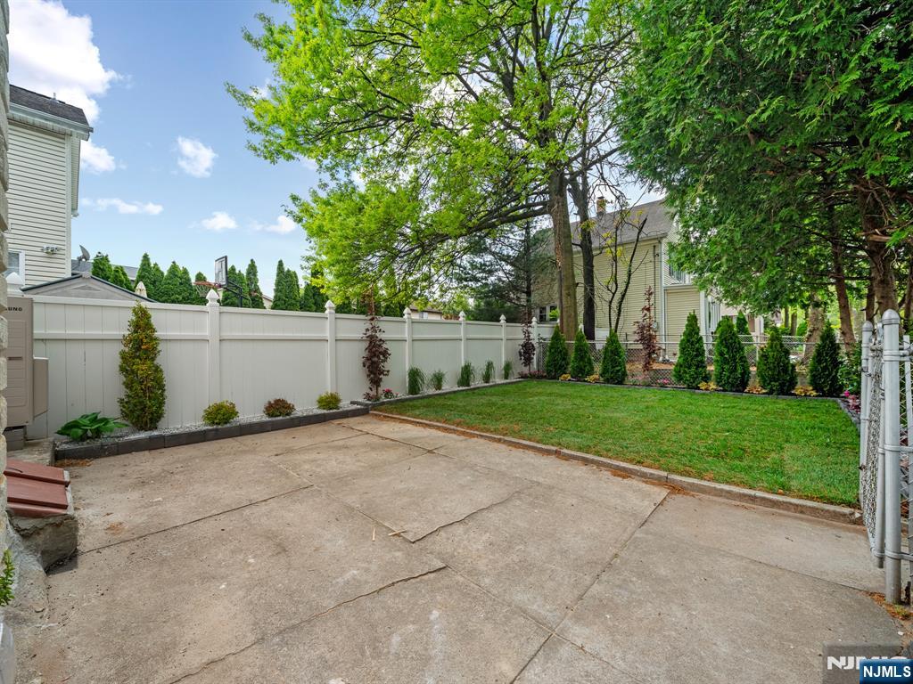 9 Morse Avenue Rutherford, NJ 07070 - Photo 25 of 29