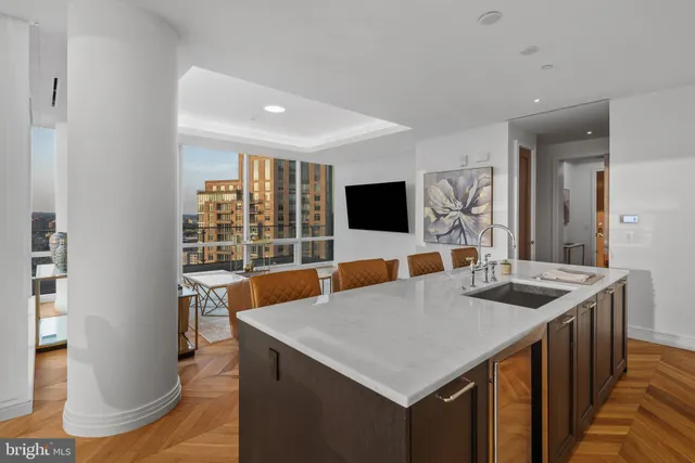 $9,450 | 300 International Drive, Unit 2303, Baltimore, MD 21202