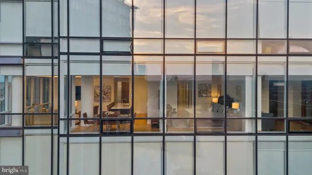 $9,450 | 300 International Drive, Unit 2303, Baltimore, MD 21202