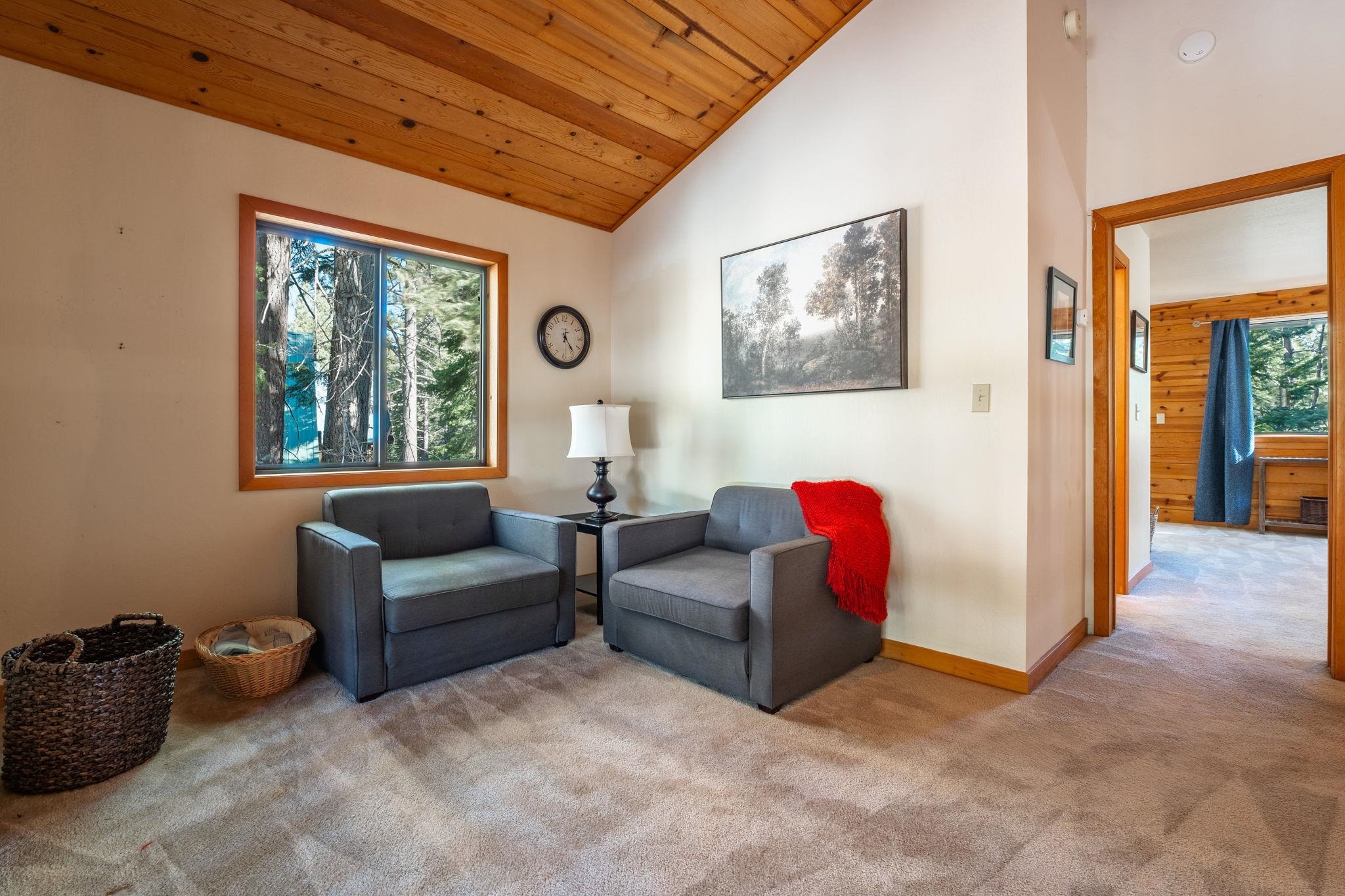 14569 Tyrol Road Truckee, CA 96161 - Photo 10 of 25 Gallery Image 10