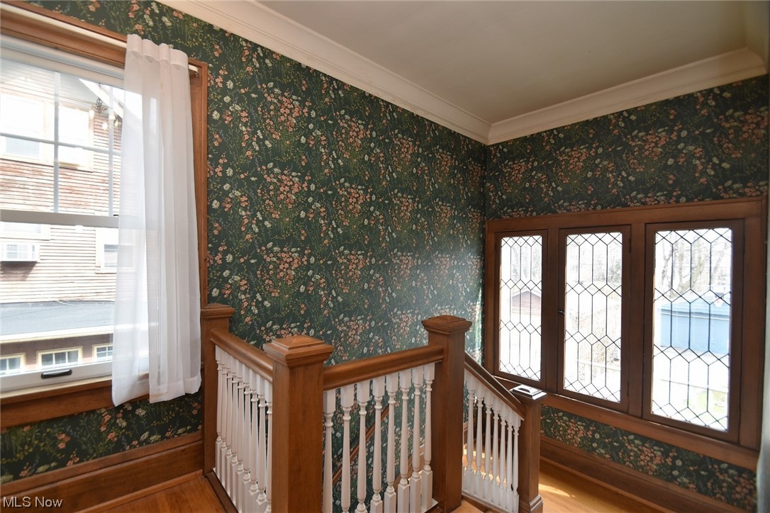 2637 Dartmoor Road Cleveland, OH 44118 - Photo 18 of 35