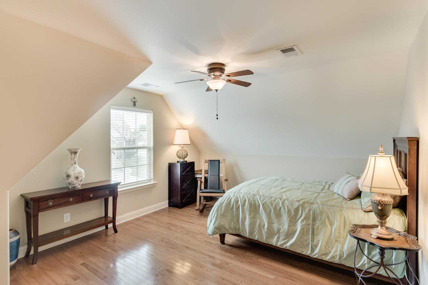 6656 Kenton Ridge Circle Chattanooga, TN 37421 - Photo 20 of 47 6656_Kenton_Ridge_Cir_24
