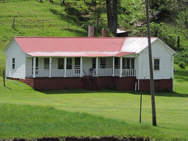 2006 Pipers Gap Road Galax, VA 24333 - Photo 1 of 1 Gallery Image 1