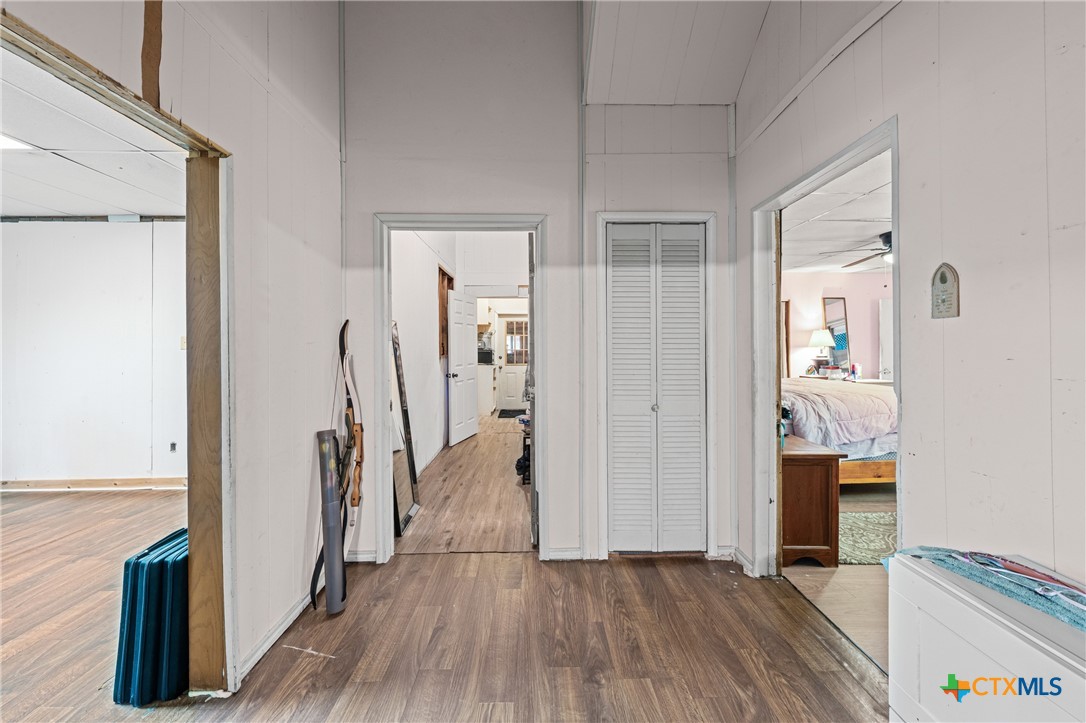 217 North 5th Street Lott, TX 76656 - Photo 3 of 45