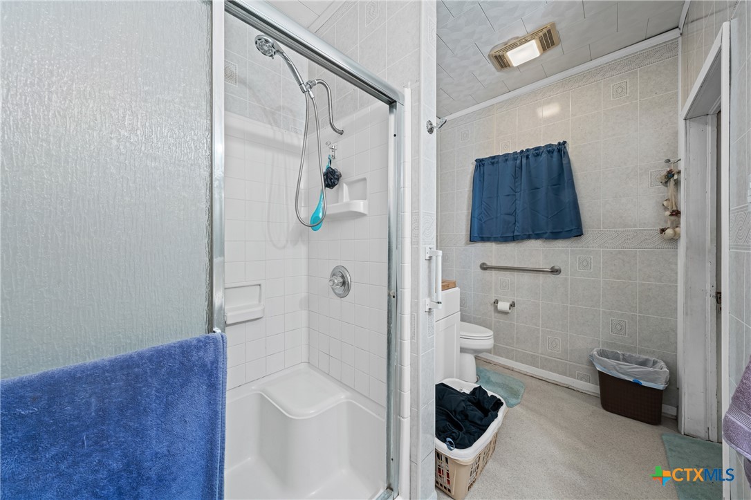 217 North 5th Street Lott, TX 76656 - Photo 32 of 45