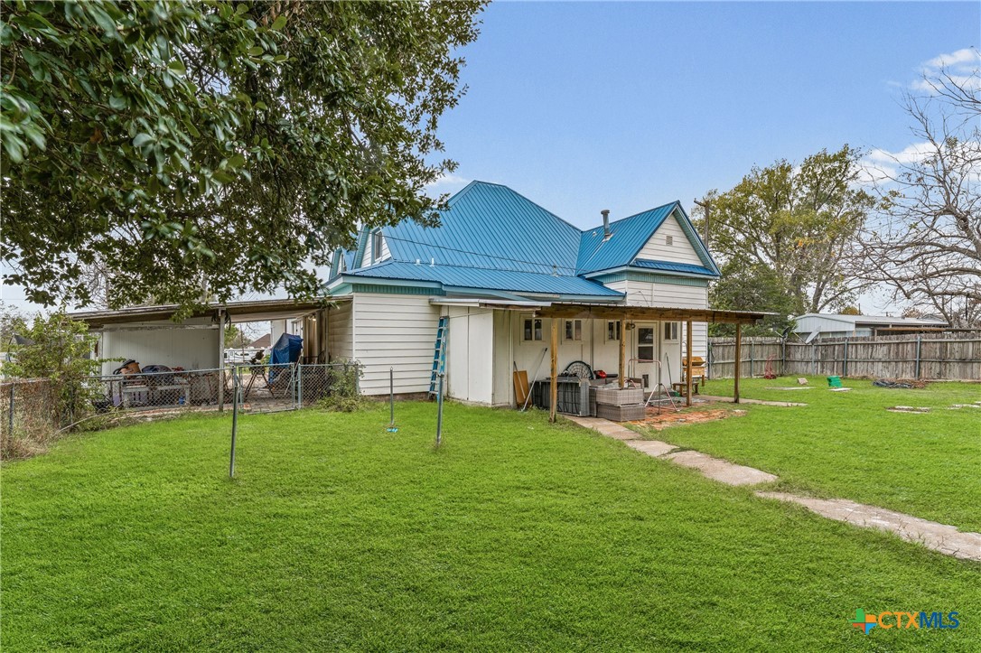 217 North 5th Street Lott, TX 76656 - Photo 37 of 45