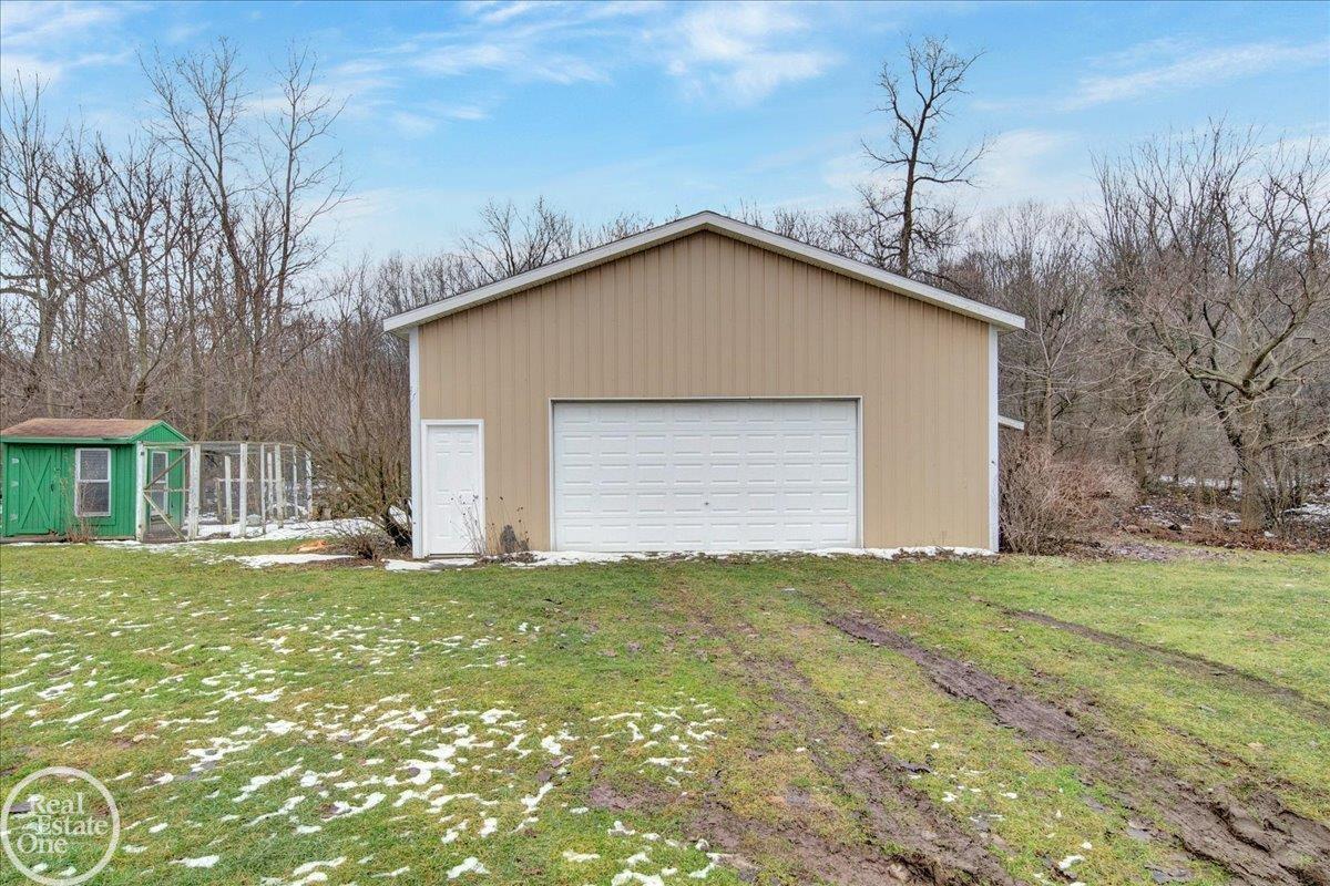 9054 Rattle Run Road Columbus, MI 48063 - Photo 33 of 47