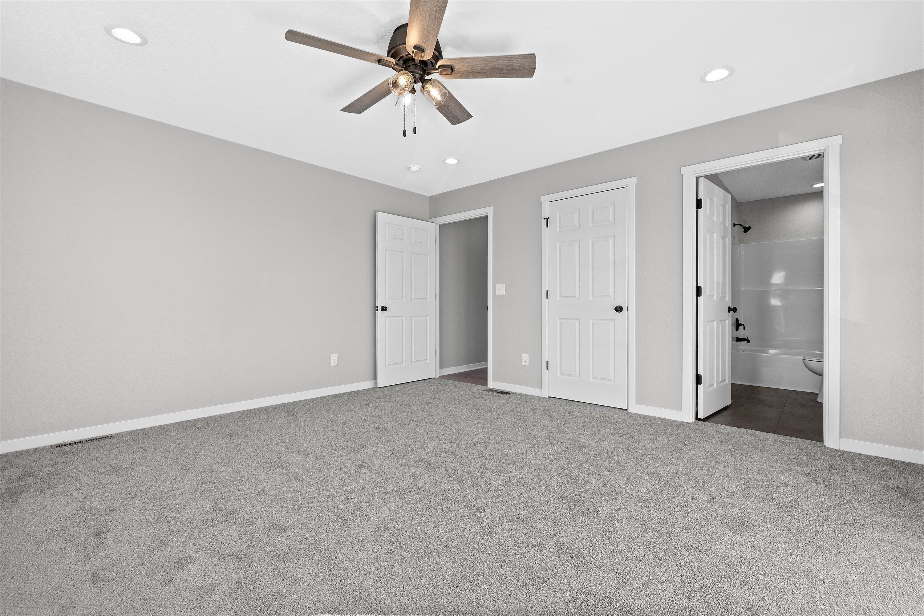 4920 37th Avenue Kenosha, WI 53144 - Photo 28 of 30 27-IMG_2414