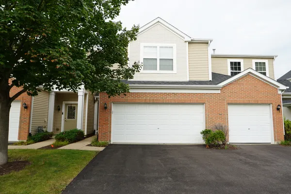 $2,350 | 4555 Camden Lane, Unit C, Yorkville, IL 60560