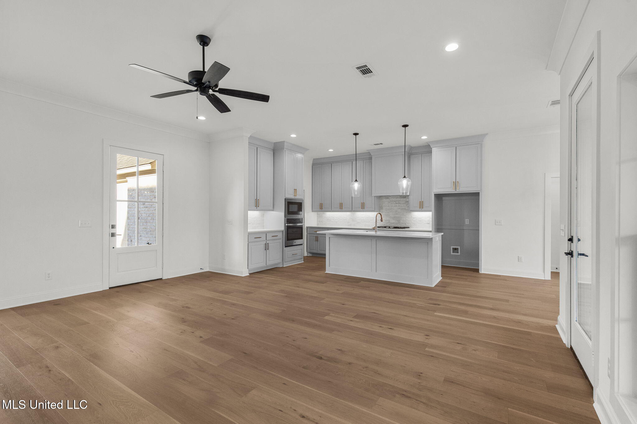 124 Lake Crest Drive Madison, MS 39110 - Photo 11 of 54 11-web-or-mls-124 Lakecrest-11