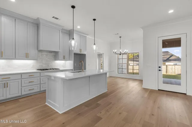 $386,700 | 124 Lake Crest Drive, Madison, MS 39110