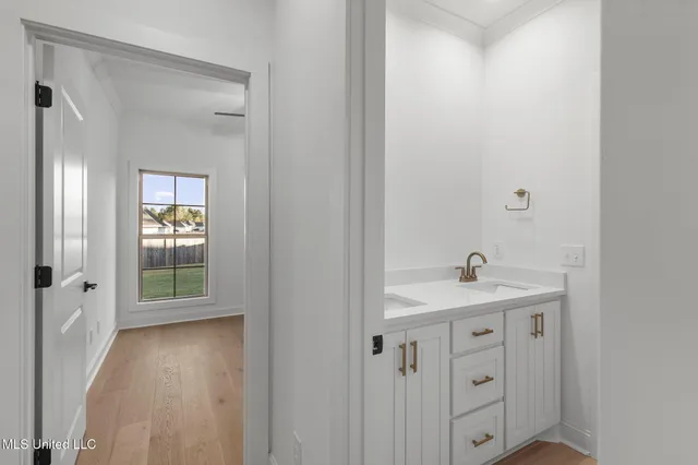 $386,700 | 124 Lake Crest Drive, Madison, MS 39110