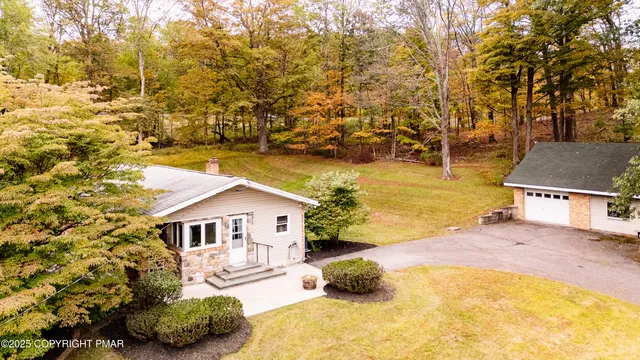 $310,000 | 319 Whitestone Corner, Stroudsburg, PA 18360