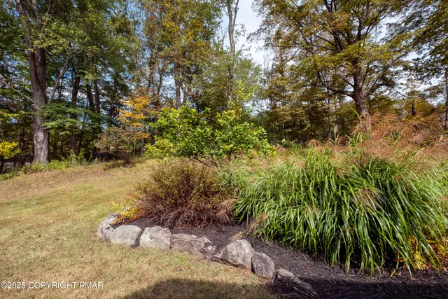 $310,000 | 319 Whitestone Corner, Stroudsburg, PA 18360