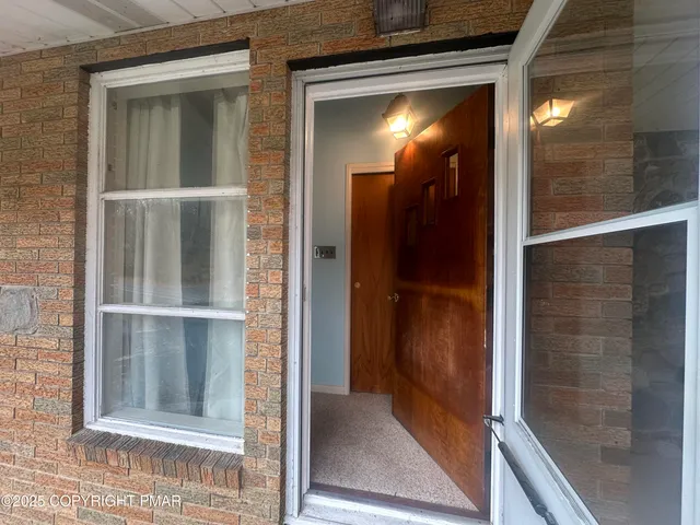 $310,000 | 319 Whitestone Corner, Stroudsburg, PA 18360