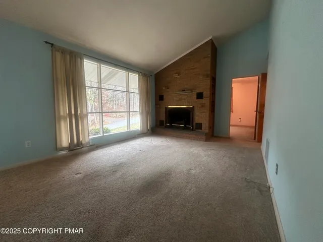 $310,000 | 319 Whitestone Corner, Stroudsburg, PA 18360