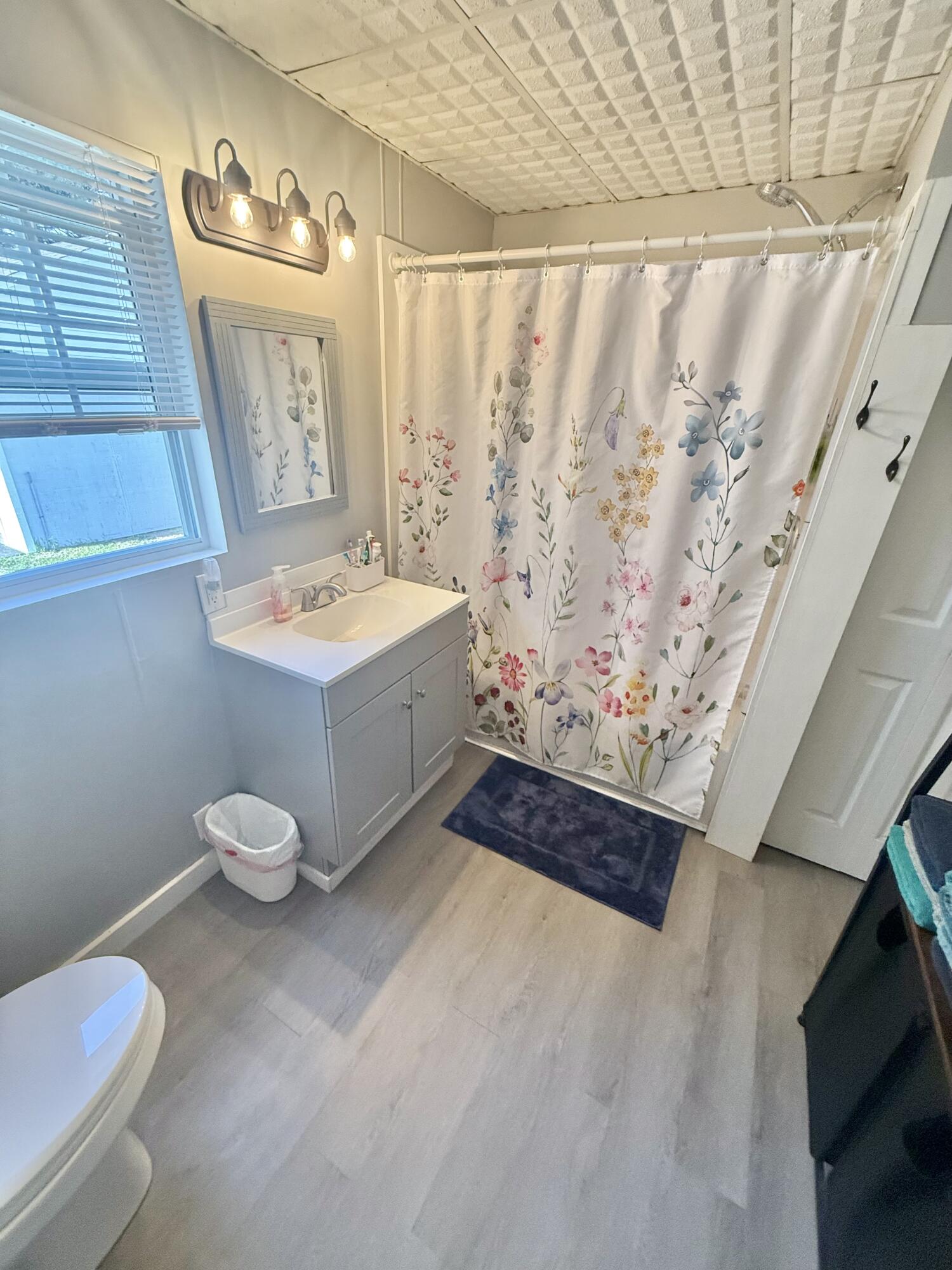 18 Talbot Road Madawaska, ME 04773 - Photo 53 of 89 1st Floor Bath