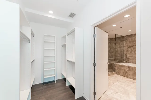 $18,351 | 220 East Illinois Street, Unit PH5202, Chicago, IL 60611