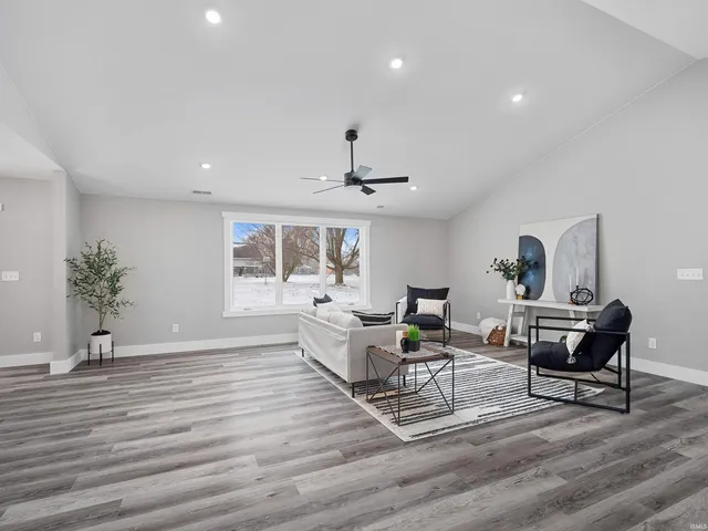 $386,000 | 4085 East Oldfield Drive, Leesburg, IN 46538