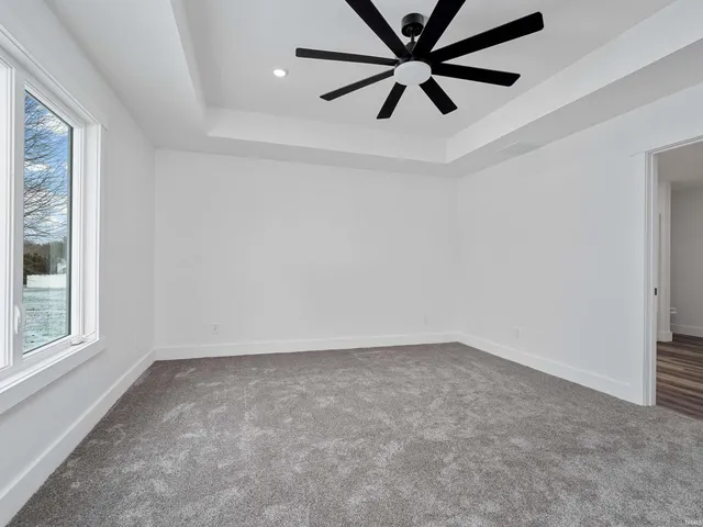 $386,000 | 4085 East Oldfield Drive, Leesburg, IN 46538