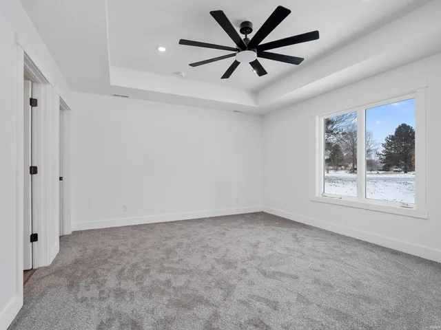 $386,000 | 4085 East Oldfield Drive, Leesburg, IN 46538