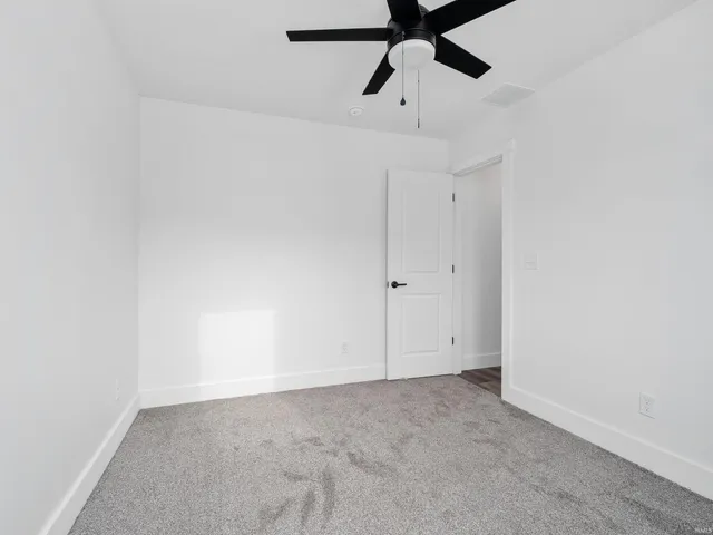 $386,000 | 4085 East Oldfield Drive, Leesburg, IN 46538