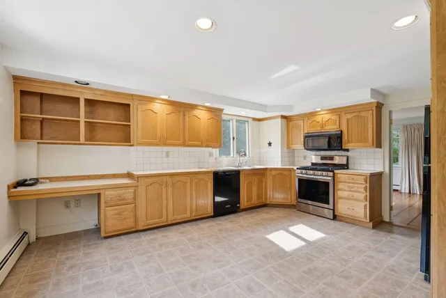 $425,000 | 351 Whites Bridge Road, Standish, ME 04084