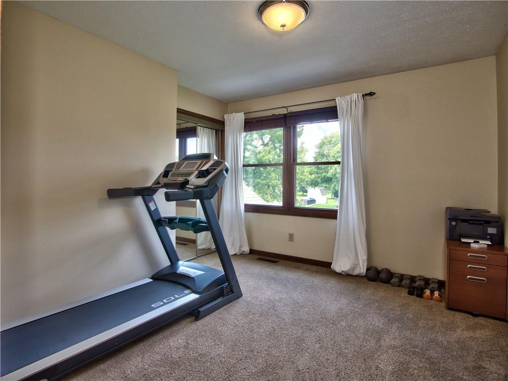 855 Bennett Road Carmel, IN 46032 - Photo 18 of 21 Gallery Image 18