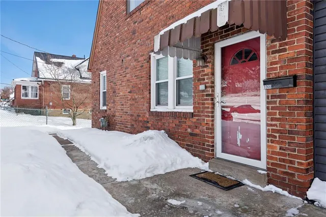 $140,000 | 1066 Roup Avenue, Brackenridge, PA 15014