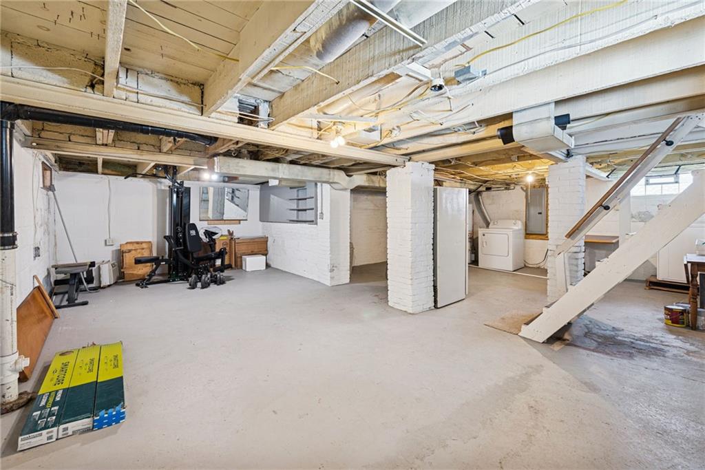 1066 Roup Avenue Brackenridge, PA 15014 - Photo 25 of 35